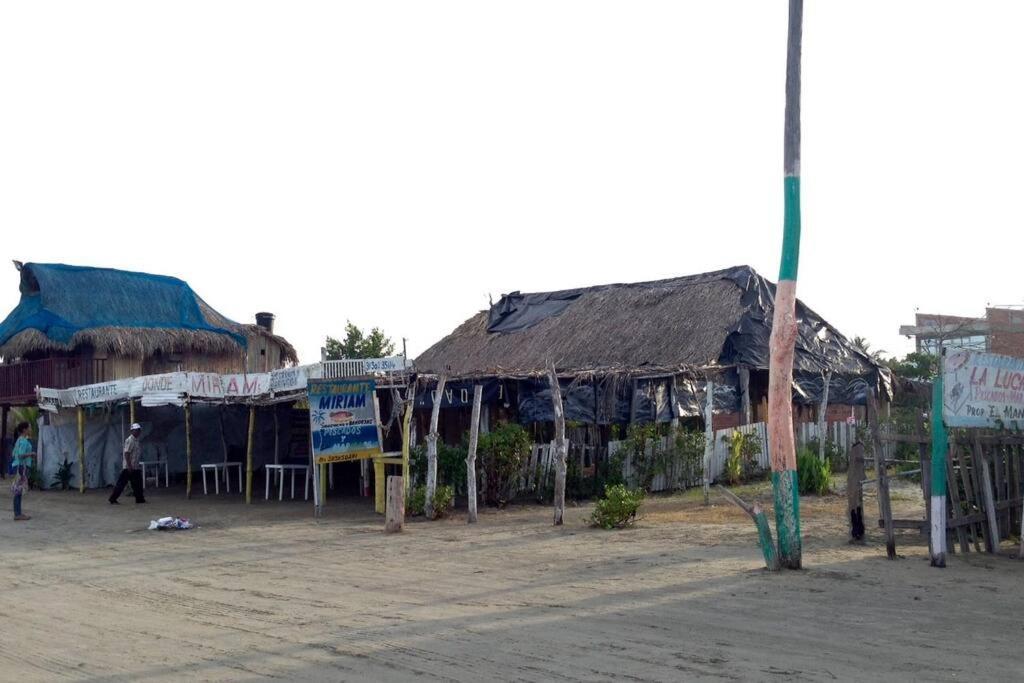 Dhozt Marlinda House. Colombia *
